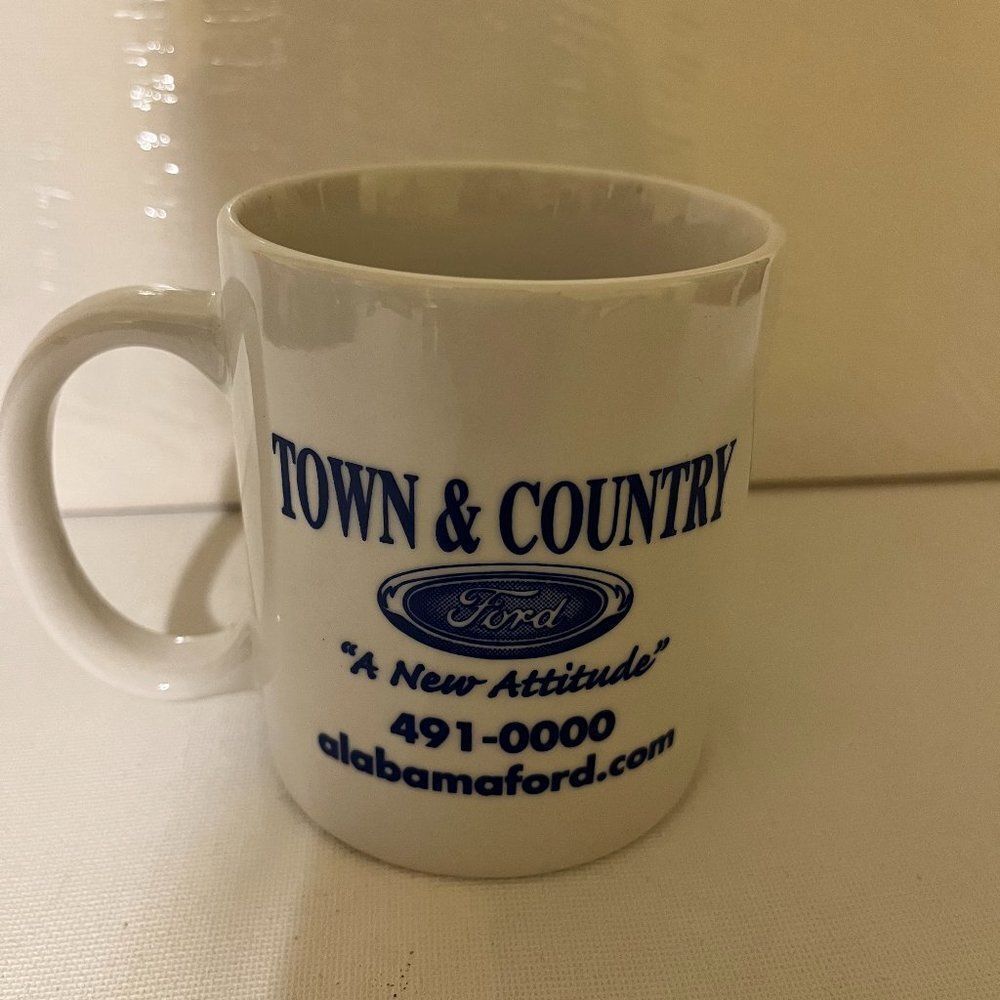 Vintage Ford‎ Town & Country A New Attitude Dealership White Mug
